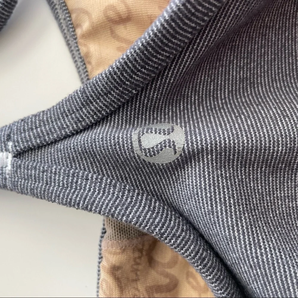 Lululemon Flow Y Blue & White Stripe Tank Size 10
